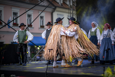 Narodne noše - 1. dan (23)